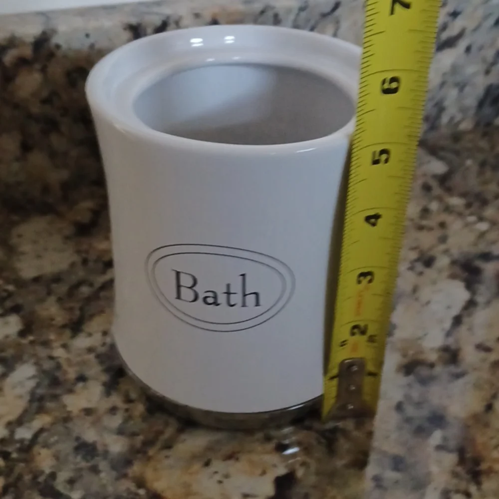 Chris Madden Hotel for Home Bathroom Accessory